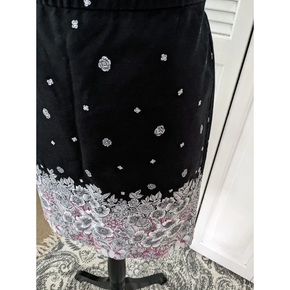 J Jill Skirt Womens sz 8 Black Floral Border Cotton Knit Stretch Boho Vacation